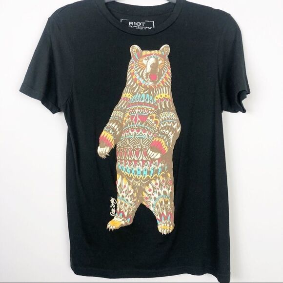 Riot Society | Aztec Bear Graphic Tee - Picture 1 of 5